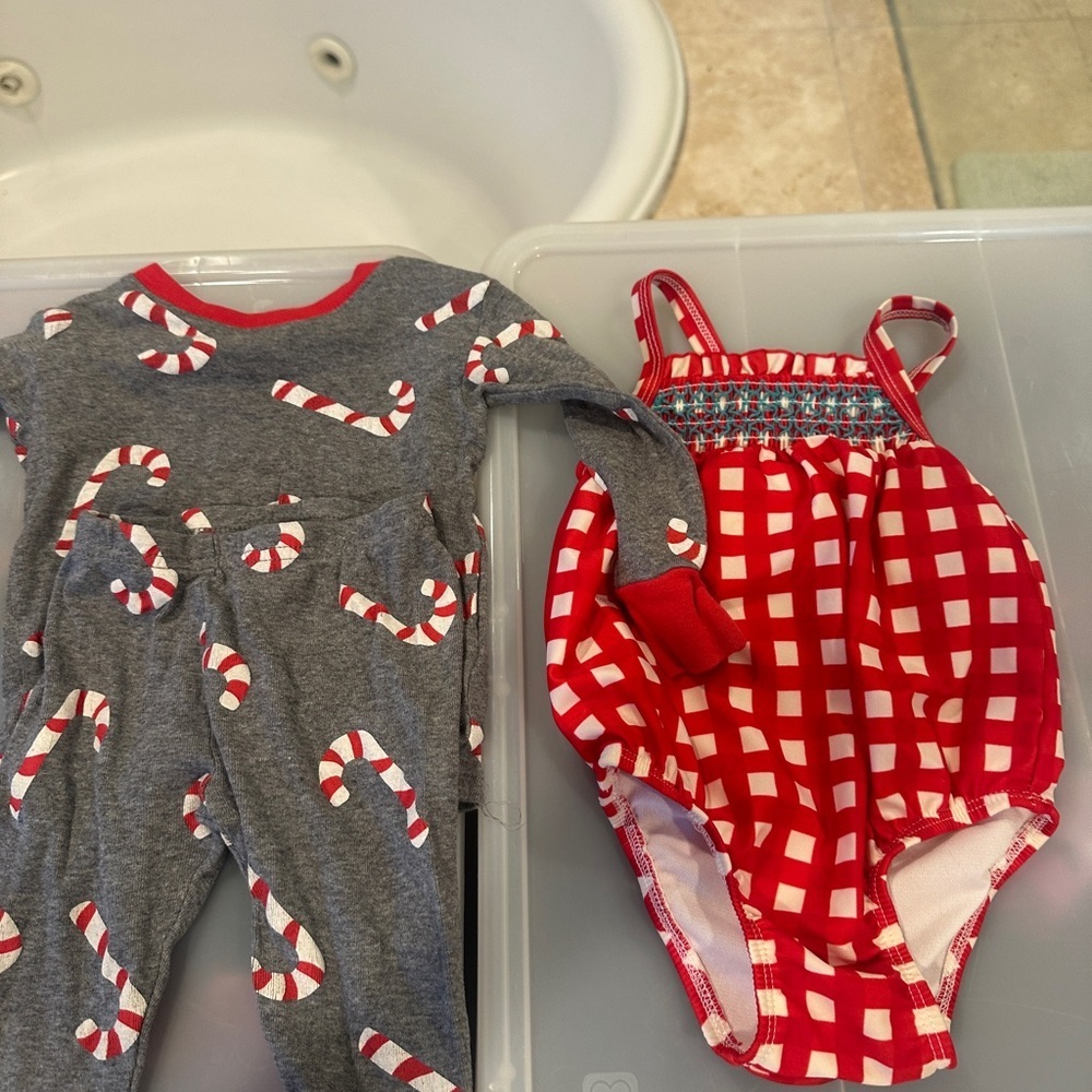 Assorted matching 12 month baby girl sets and 1 bathing suit - Picture 3 of 3